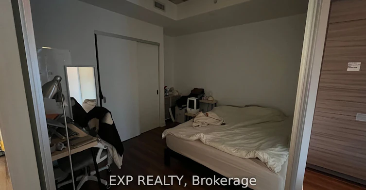 902-210 Simcoe Street, Toronto, ON, M5T 2W5 - 7