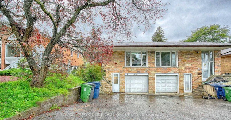 Main-19 Clancy Drive, Toronto, ON, M2J 2V7