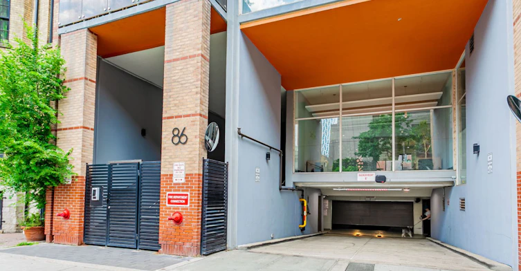 1E-86 Gerrard Street E, Toronto, ON, M5B 2J1 - 4