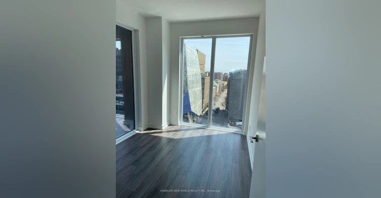 902-20 Edward Street, Toronto, ON, M5G 1C9 - 7