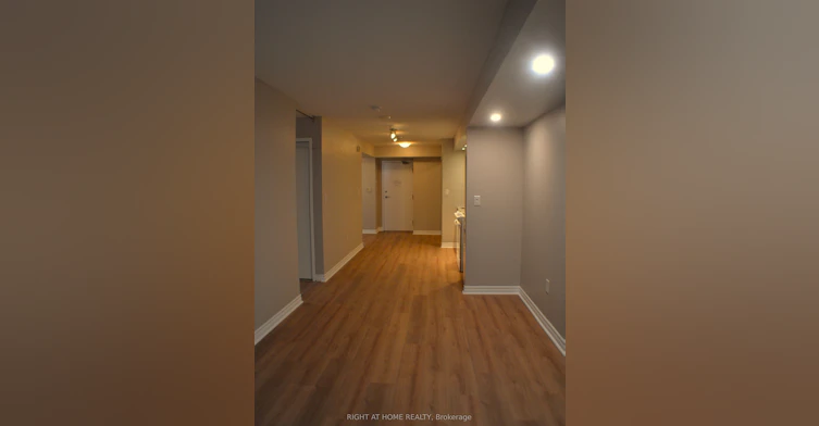1005-25 Telegram Mews, Toronto, ON, M5V 3Z1 - 9