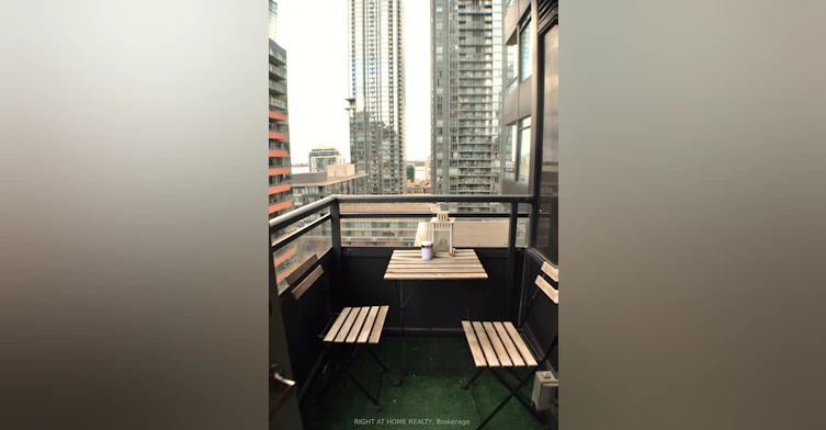 1005-25 Telegram Mews, Toronto, ON, M5V 3Z1 - 13