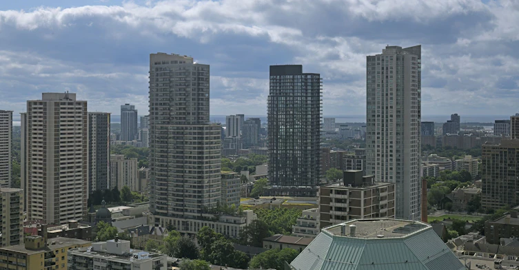 2710-110 Charles Street E, Toronto, ON, M4Y 1T5 - 17