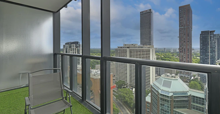 2710-110 Charles Street E, Toronto, ON, M4Y 1T5 - 14