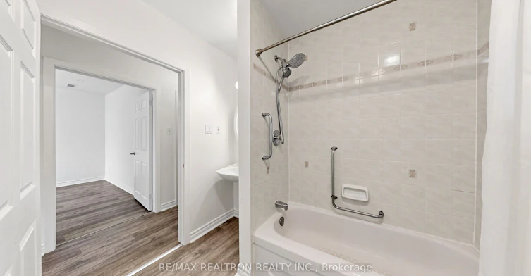 398 Connaught Avenue, Toronto, ON, M2R 2M2 - 27