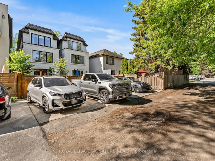 588 Woburn Avenue, Toronto, ON, M5M 1L9 - 49