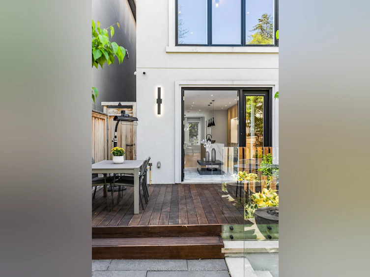 588 Woburn Avenue, Toronto, ON, M5M 1L9 - 44