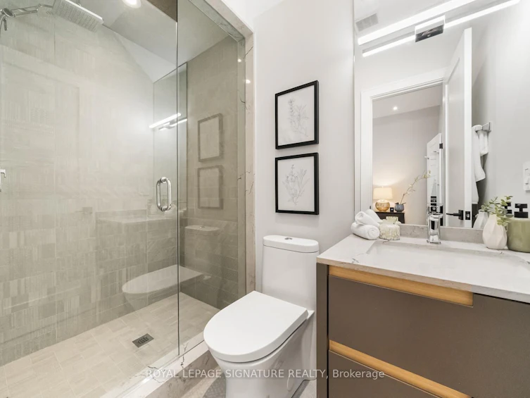 588 Woburn Avenue, Toronto, ON, M5M 1L9 - 31