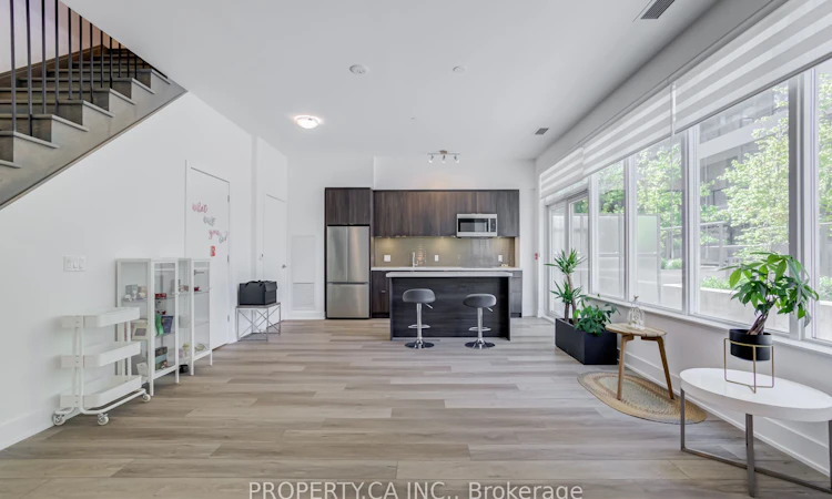 102-2 Teagarden Court N