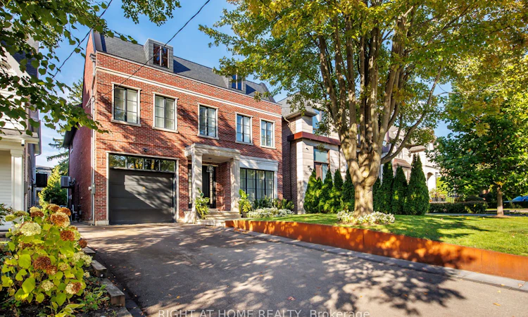 442 Glengrove Avenue