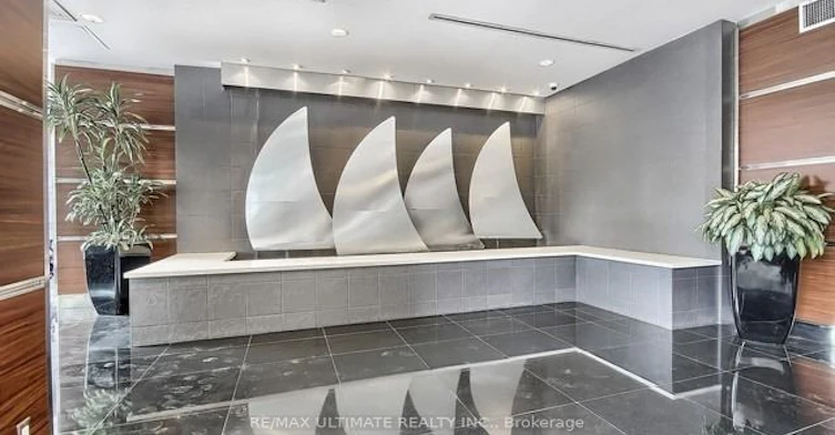 1606-77 Harbour Square, Toronto, ON, M5J 2S2