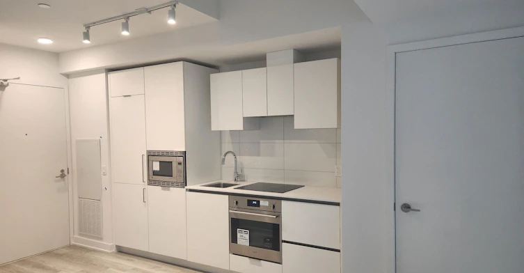 615-121 St Patrick Street, Toronto, ON, M5T 0B8 - 3