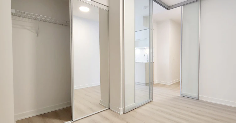1005-100 Queen Street E, Toronto, ON, M5C 0B5 - 9