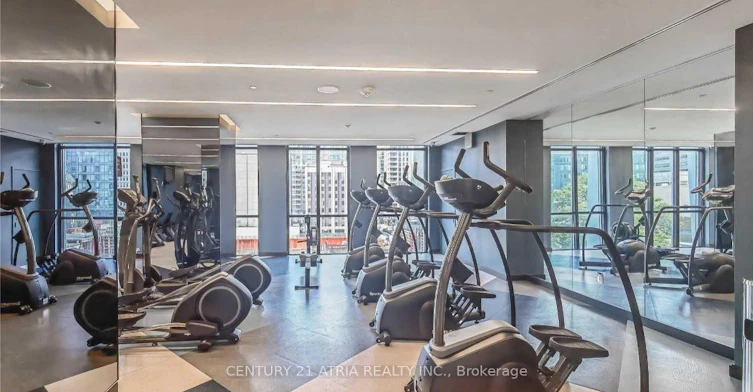 2201-1 Yorkville Avenue, Toronto, ON, M4W 0B1 - 17