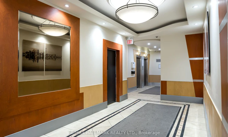 1105-5949 Yonge Street