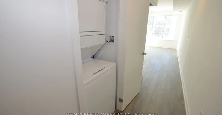 503-1 Cardiff Road, Toronto, ON, M4P 2N6 - 11