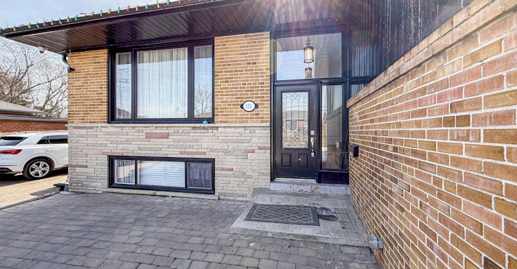 Lower-111 Combe Avenue, Toronto, ON, M3H 4J8