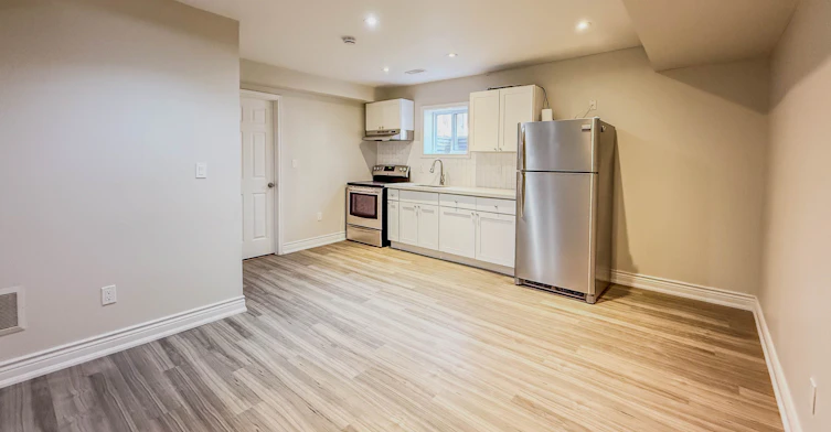 Lower-111 Combe Avenue, Toronto, ON, M3H 4J8 - 4