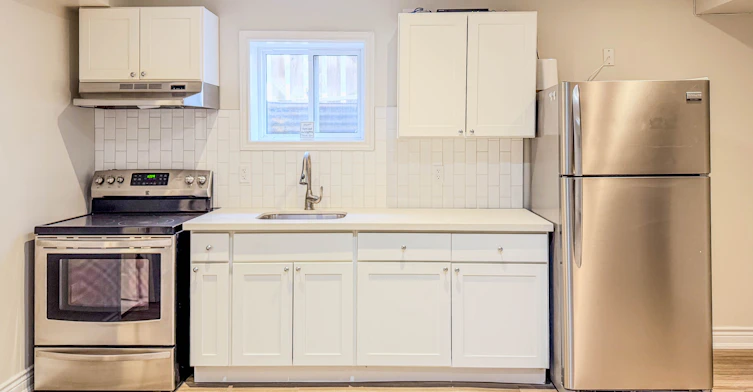 Lower-111 Combe Avenue, Toronto, ON, M3H 4J8 - 3