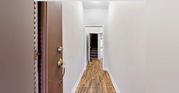 Main-81 Palmerston Avenue, Toronto, ON, M6J 2J2 - 10