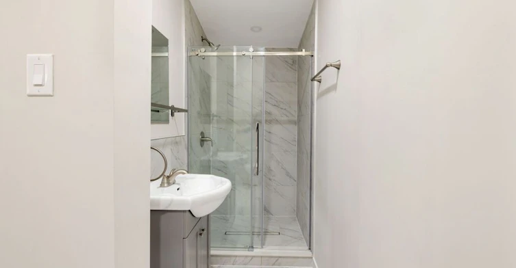 Main-81 Palmerston Avenue, Toronto, ON, M6J 2J2 - 4
