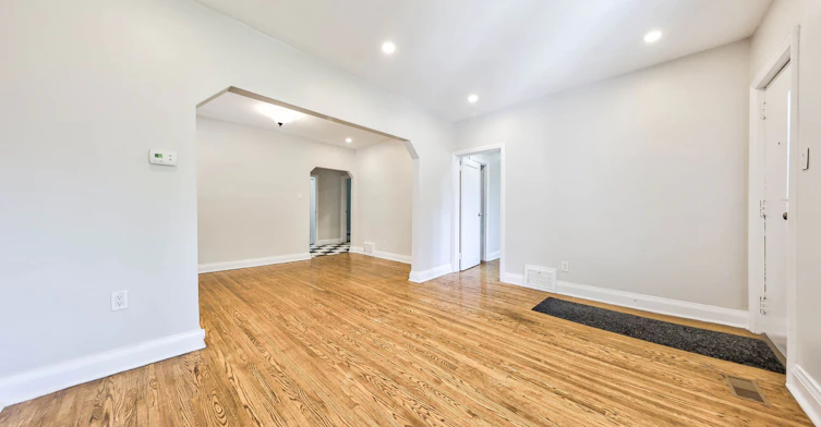 69 Harlandale Avenue, Toronto, ON, M2N 1N9 - 6