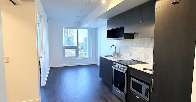 2307-100 Queen Street E, Toronto, ON, M5C 0B5 - 4