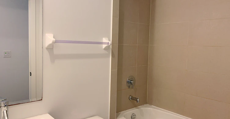 910-426 University Avenue, Toronto, ON, M5G 1S9 - 12