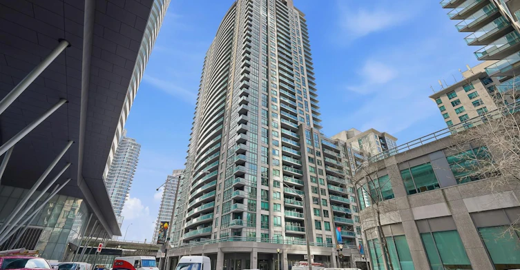 2506-19 Grand Trunk Crescent, Toronto, ON, M5J 3A3