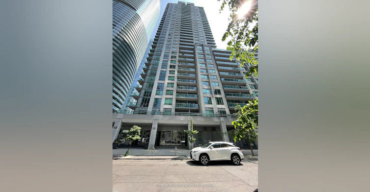 2506-19 Grand Trunk Crescent, Toronto, ON, M5J 3A3 - 4