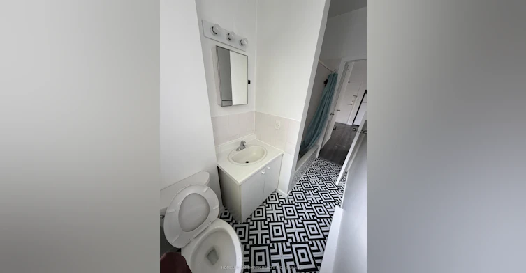 2-968 Bathurst Street, Toronto, ON, M5R 3G6 - 8