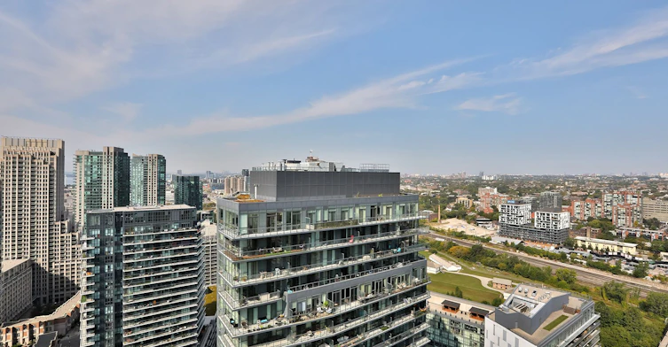 3715-19 Bathurst Street, Toronto, ON, M5V 0R9 - 23