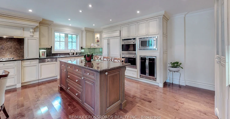 9 Daleberry Place, Toronto, ON, M3B 2A5 - 23