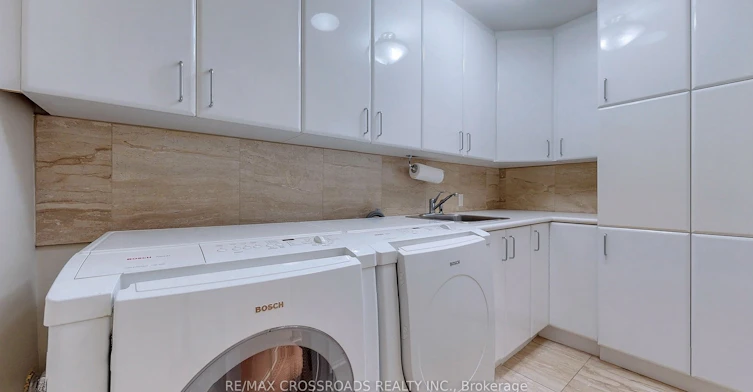9 Daleberry Place, Toronto, ON, M3B 2A5 - 34