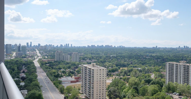 2209-70 Forest Manor Road, Toronto, ON, M2J 0A9 - 12