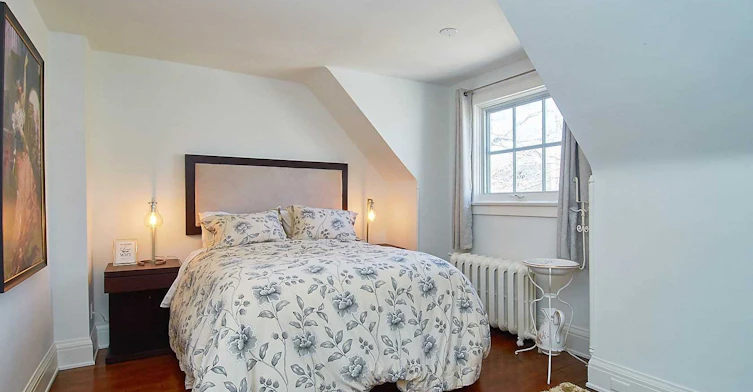 63 Highland Avenue, Toronto, ON, M4W 2A2 - 18