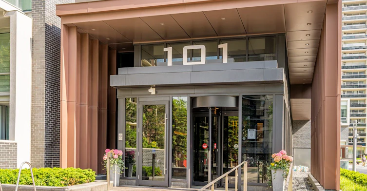 321-101 Erskine Avenue, Toronto, ON, M4P 0C5