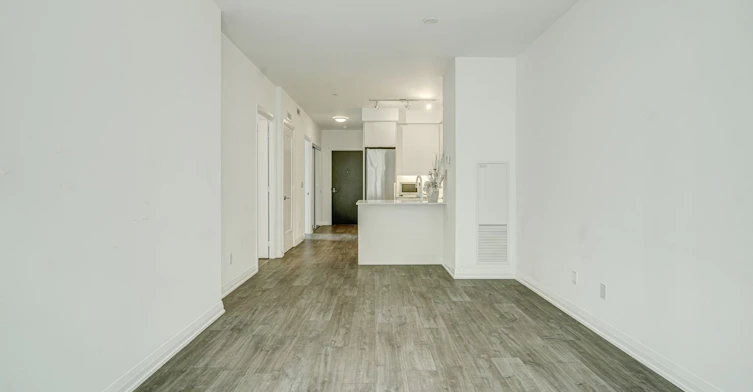 321-101 Erskine Avenue, Toronto, ON, M4P 0C5 - 9