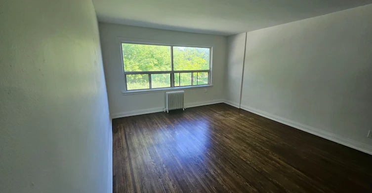 3-450 Arlington Avenue, Toronto, ON, M6C 3A2 - 9