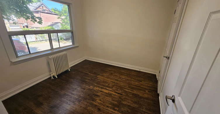 3-450 Arlington Avenue, Toronto, ON, M6C 3A2 - 12