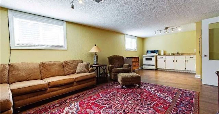 261 Betty Ann Drive, Toronto, ON, M2R 1A9 - 15