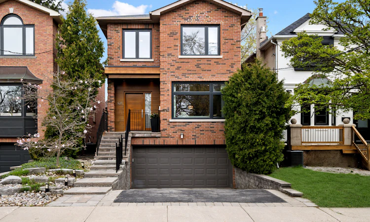 434 Bedford Park Avenue