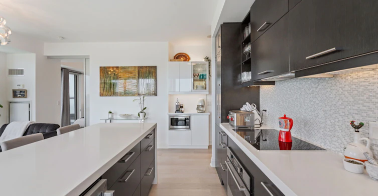 2704-65 St. Mary Street, Toronto, ON, M5S 0A6 - 9