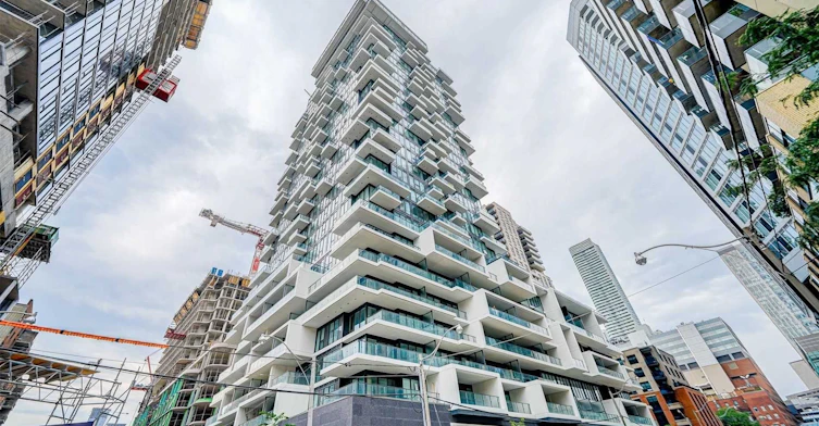 909-77 Shuter Street, Toronto, ON, M5B 0B8
