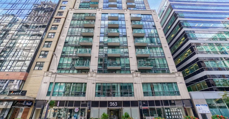 905-263 Wellington Street W, Toronto, ON, M5V 3E6