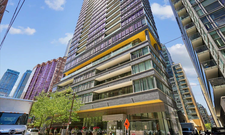 404-8 Charlotte Street