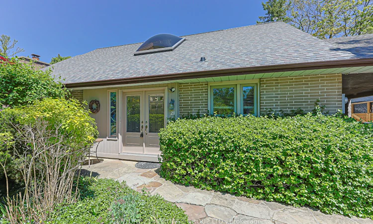 21 Truxford Road