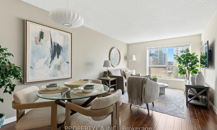 1105-410 Queens Quay W