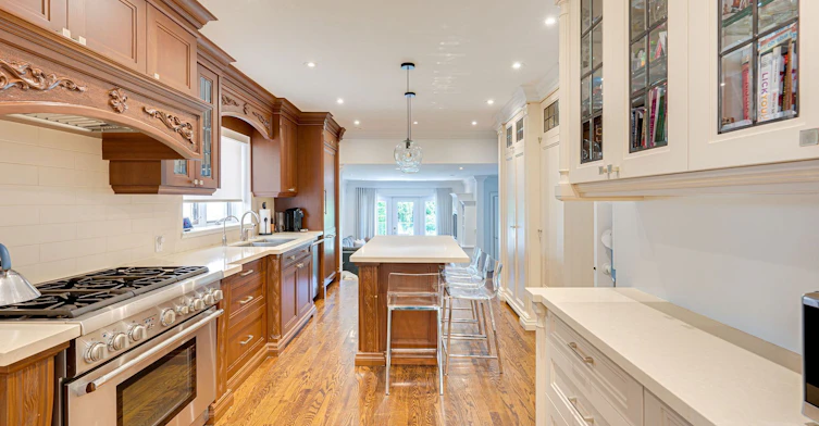 319 Glenayr Road, Toronto, ON, M5P 3C6 - 7