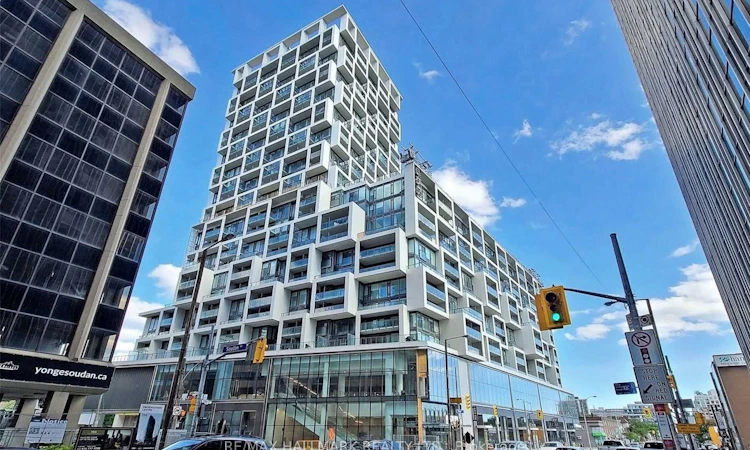 707-5 Soudan Avenue